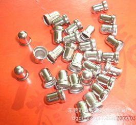 精密制造與商貿(mào)共贏 探索東莞市橋頭迪賀五金制品廠的LED車燈銅頭與化妝品批發(fā)業(yè)務(wù)